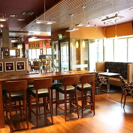 皮尔丽都酒店 利兹