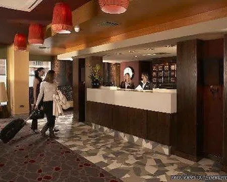 皮尔丽都酒店 利兹