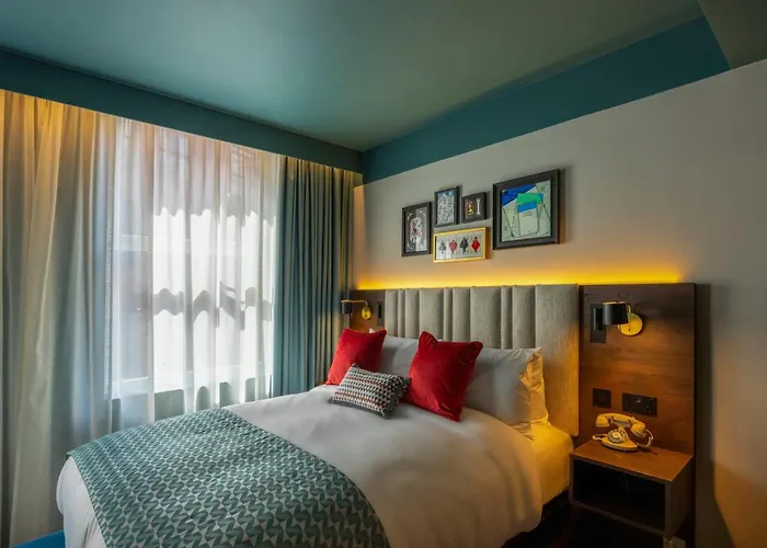 Отель Indigo By Ihg Лидс